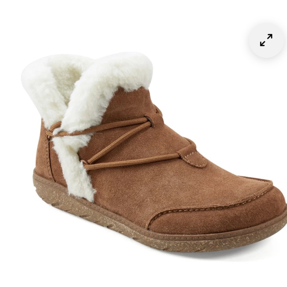 Cozy Brown Suede Ankle Boots Earth brand “Fleet”